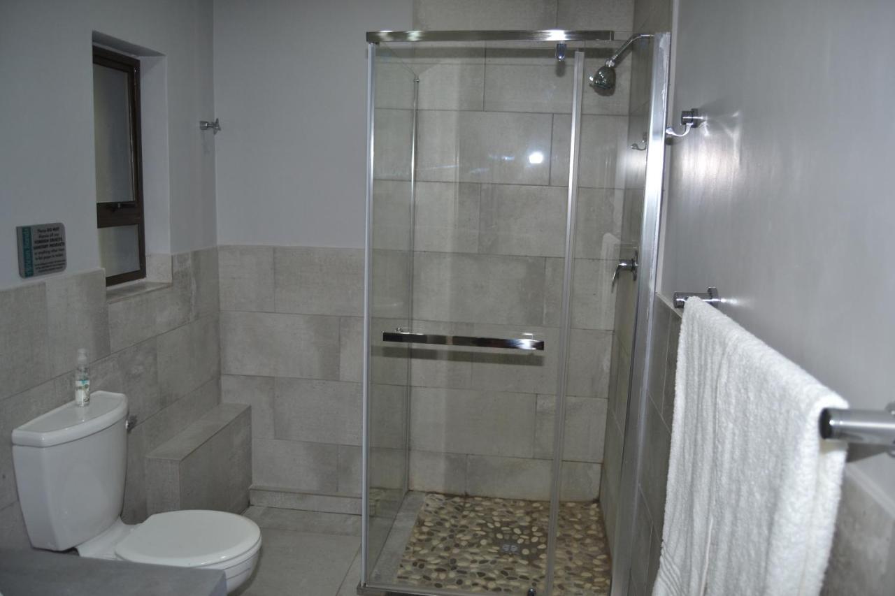 African Sands Guesthouse Load Shedding Free Блумфонтейн Екстер'єр фото